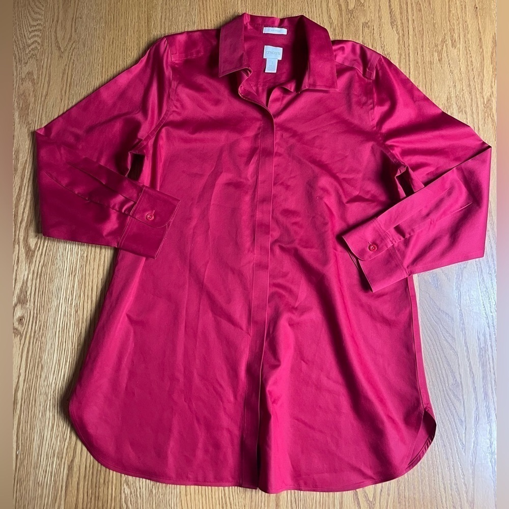 Chico’s Non-Iron Red Button Down Long Sleeve Shirt Size 8